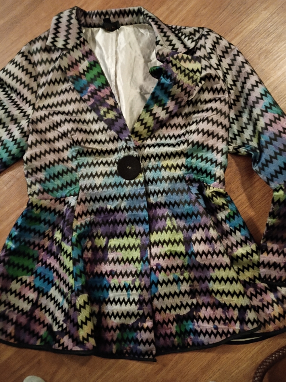 A Vibrant Piece
